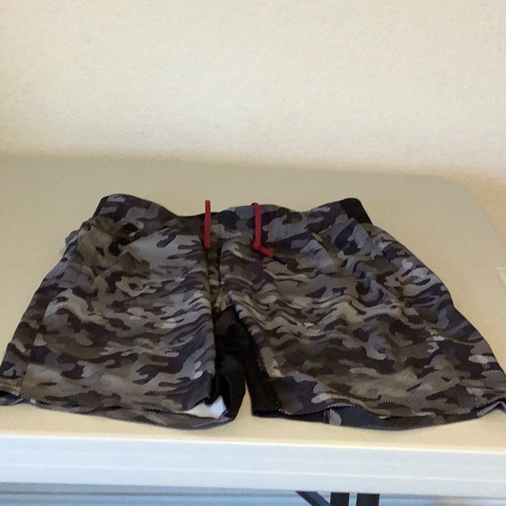 Lululemon Mens Pace lined Short